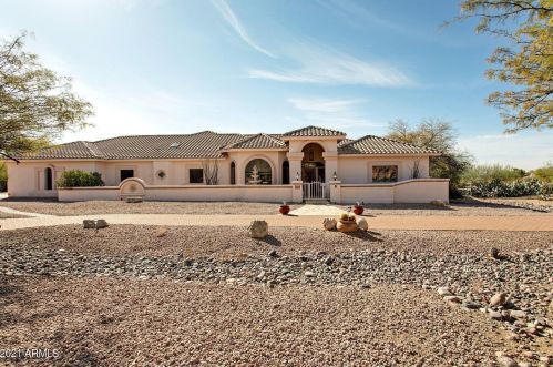 8221 Juan Tabo Rd, Scottsdale, AZ 85255-2853
