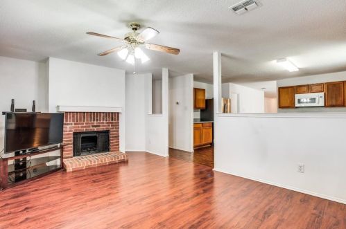 8117 Montecito Dr, Denton TX  76210-3426 exterior