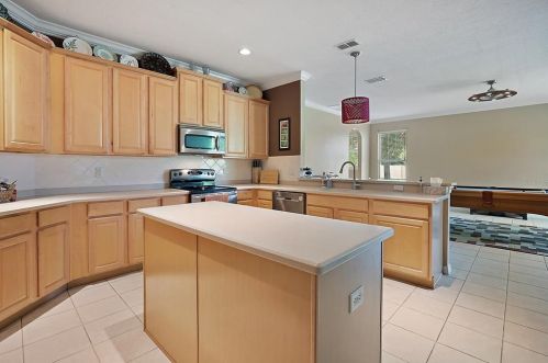 24120 Rialto Way, Mount Plymouth FL  32776-6911 exterior