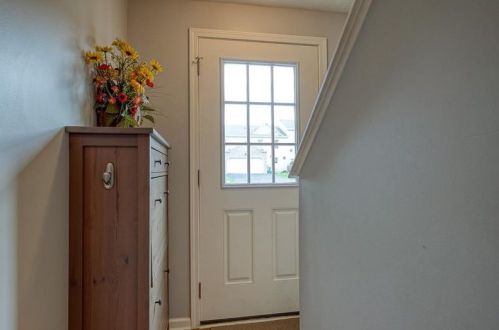 1216 Gneiss Dr, Mc Donald PA  15057-3561 exterior