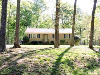 5610 Roslyn Rd, Durham, NC 27712-1724