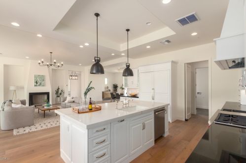 4554 Mcdonald Dr, Scottsdale AZ 85253-5328 exterior