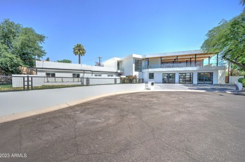 4135 33rd Pl, Phoenix, AZ 85018-4727