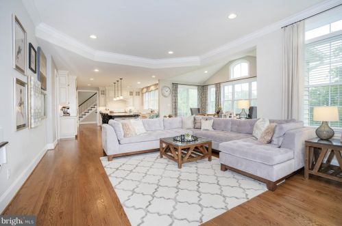 10 Pine Valley Ct, Glen Mills PA  19342-1823 exterior