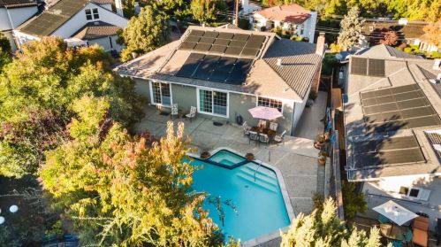 831 Mohican Way, Redwood City CA  94062-3416 exterior