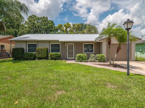 10305 Olcot St, Orlando, FL 32817-4316