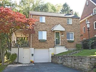 1562 Riverside Dr, Verona, PA 15147-2434