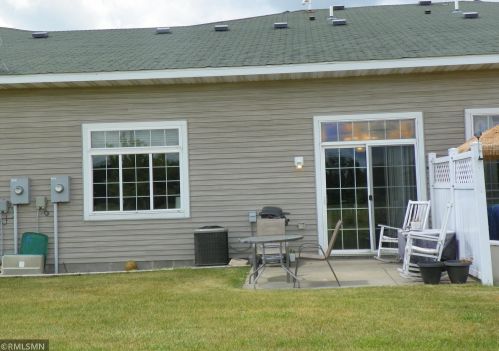 109 Glenshire Blvd, Watkins, MN 55389-1252