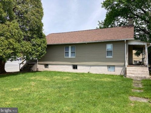 124 Penn St, Schuylkill Haven, PA 17972-1912
