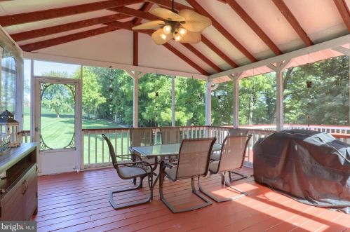 1969 Millport Rd, Lancaster PA  17602-4117 exterior