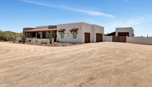3655 Glory Rd, Cave Creek, AZ 85331-1000