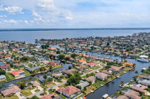 2629 20th Ave, Cape Coral, FL 33904-3228