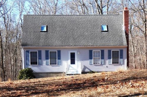 3 Pumpkin Hill Rd, North Windham, CT 06235-2101