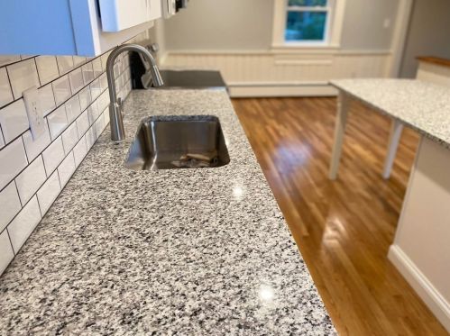 182 Summer St, Walpole MA  02071-1014 exterior