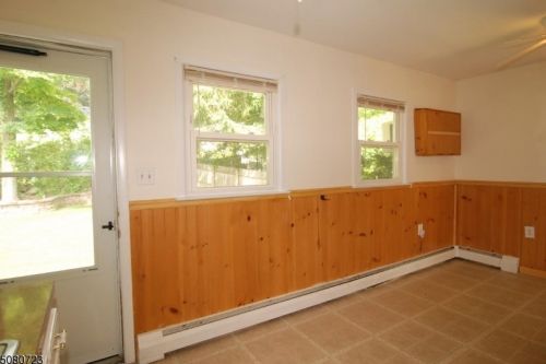 12 Tobyhanna Trl, Hopatcong NJ  07843-1024 exterior