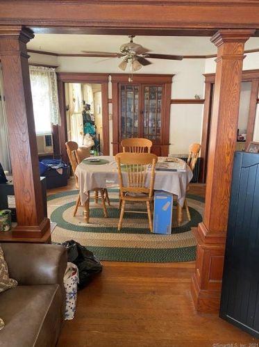 19 Hollister St, Manchester, CT 06042-3532