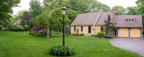 56 Prospect St, Rutland, MA 01543-1225