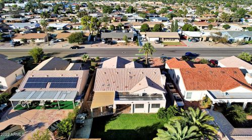 5019 Paradise Ln, Glendale AZ  85306-2655 exterior