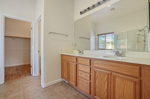 17769 Golden Spike Trl, Lathrop CA  95330-9373 exterior