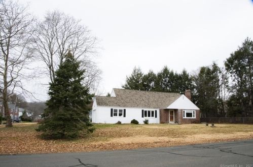 156 Fairway Dr, New Britain, CT 06053-1812