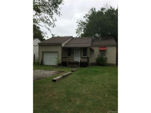 618 Pawnee Ave, Bartlesville, OK 74029-2215