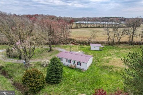 742 Fox Hole Rd, Camden-Wy, DE 19934-1636