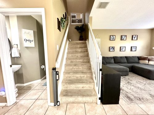 6432 Park Lk Cir, Boynton Beach FL  33437-3228 exterior