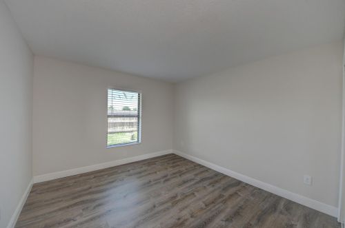 6568 Chugwater Cir, Port Saint Lucie FL  34983-2305 exterior