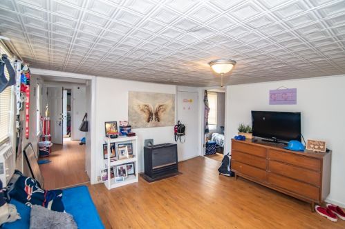 23 Bowers St, Nashua NH  03060-3904 exterior
