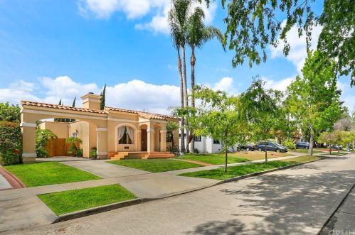 3535 Brayton Ave, Long Beach, CA 90807-4809
