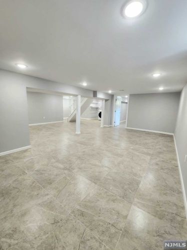 12 Lohmann Pl, Dumont NJ  07628-1520 exterior