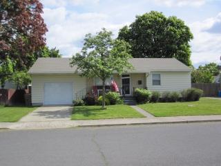 5812 F St, Spokane, WA 99205-7337