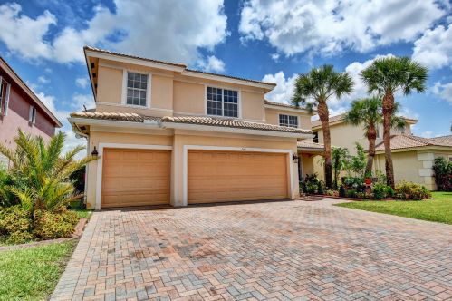 110 Ibisca Ter, West Palm Beach, FL 33411-4321