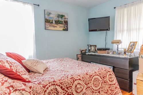15 18th St, Deer Park NY  11729-3905 exterior