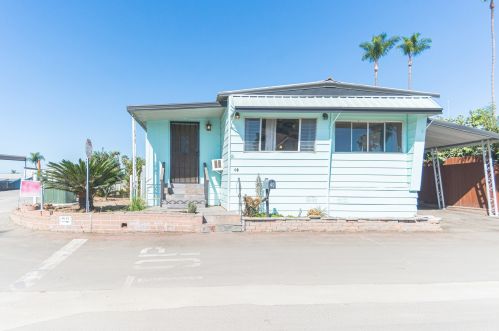 200 Olive Ave, Vista CA  92083-4990 exterior