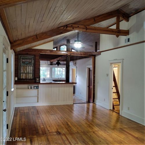 80 Gannet Pt Rd, Beaufort SC  29907-2306 exterior