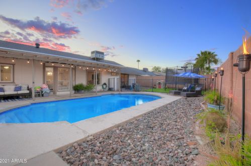 20813 17 Ave, Phoenix AZ 85027-3518 exterior