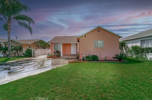 10781 Elm Ave, Lynwood, CA 90262-2312