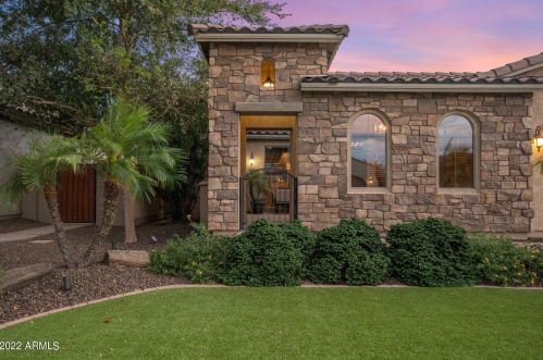3643 San Carlos Pl, Chandler, AZ 85249-2028