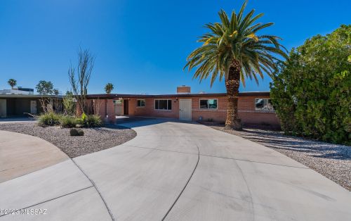 9432 Stella Rd, Tucson, AZ 85730-2930