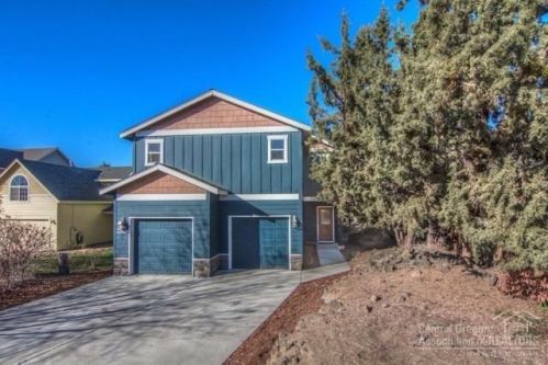 62869 Bilyeu Way, Bend, OR 97701-7024
