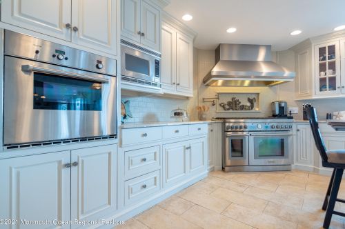 2510 Sylvan Dr, Point Pleasant Beach NJ  08742-4253 exterior