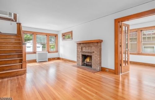 23 Stanford Pl, Montclair NJ  07042-5009 exterior