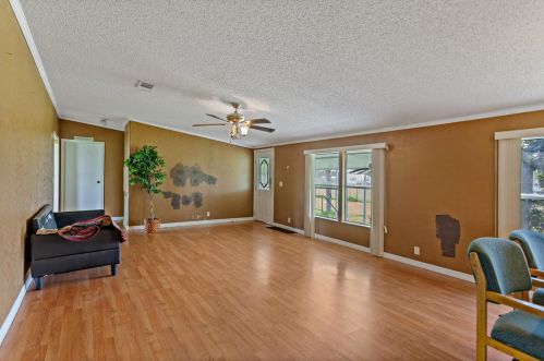 312 Thornhill Estates Ct, Winter Haven, FL 33880-5007