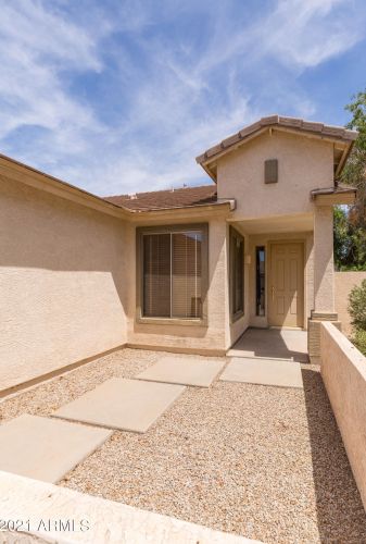 4300 Shannon St, Gilbert, AZ 85295-7811