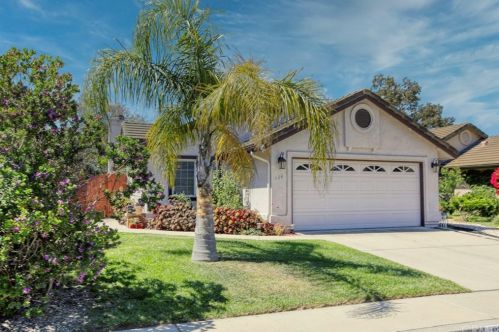 134 Riverside Ct, Santa Maria, CA 93458-9012