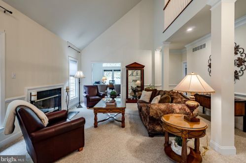 218 Birkdale Dr, Blue Bell PA  19422-3268 exterior