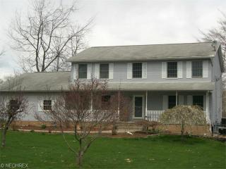 6295 Plum St, Fairhope, OH 44641-9473