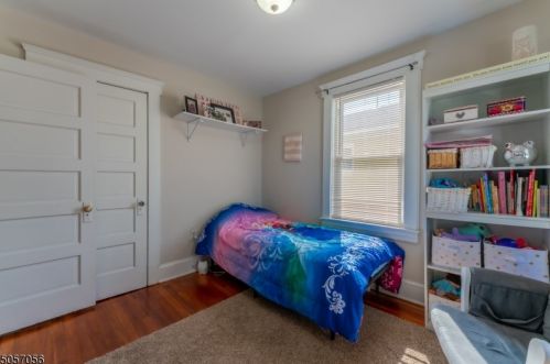 220 Locust St, Roselle Park NJ  07204-2226 exterior