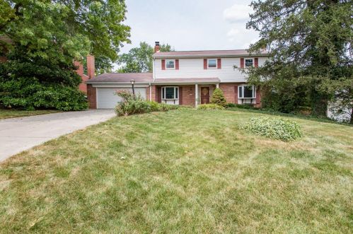 522 Blossomhill Ln, Cincinnati, OH 45224-1406